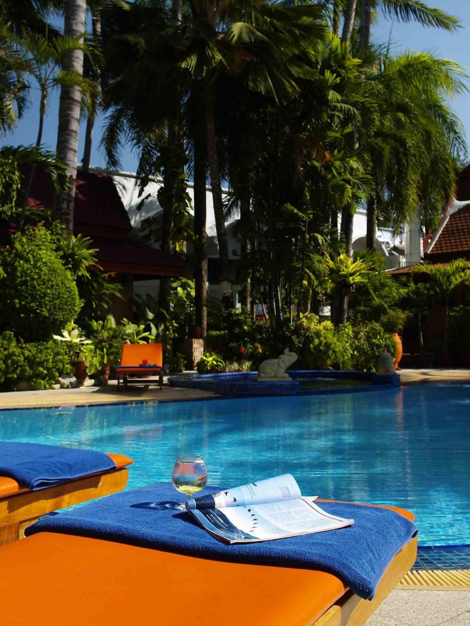 Safari Beach Hotel Patong Dış mekan fotoğraf