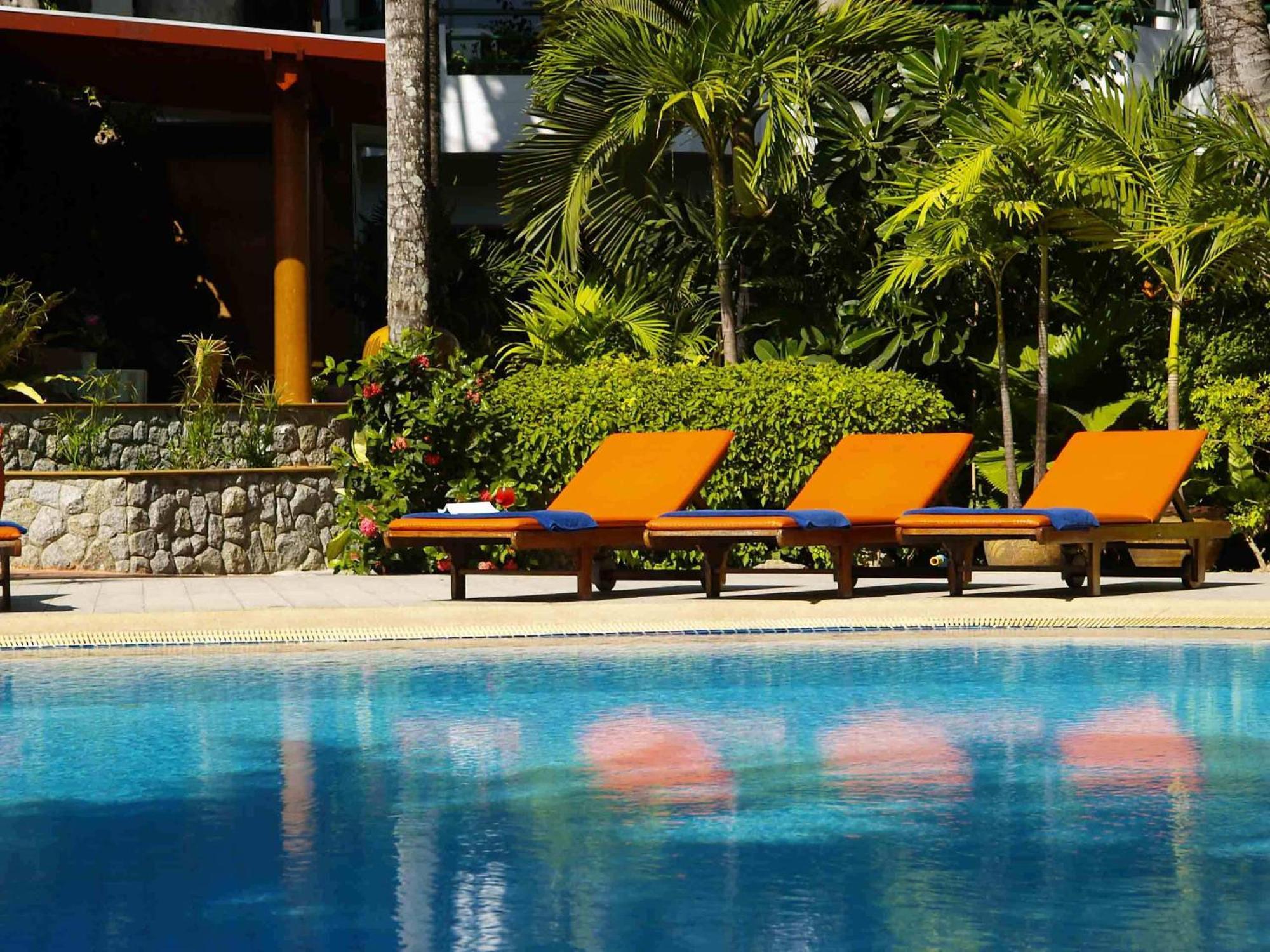 Safari Beach Hotel Patong Dış mekan fotoğraf
