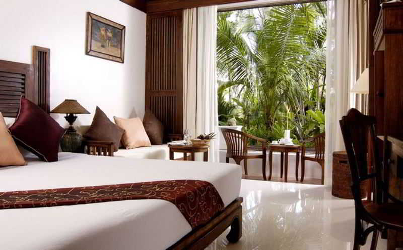 Safari Beach Hotel Patong Dış mekan fotoğraf