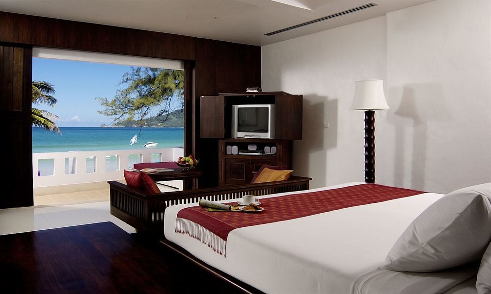 Safari Beach Hotel Patong Dış mekan fotoğraf
